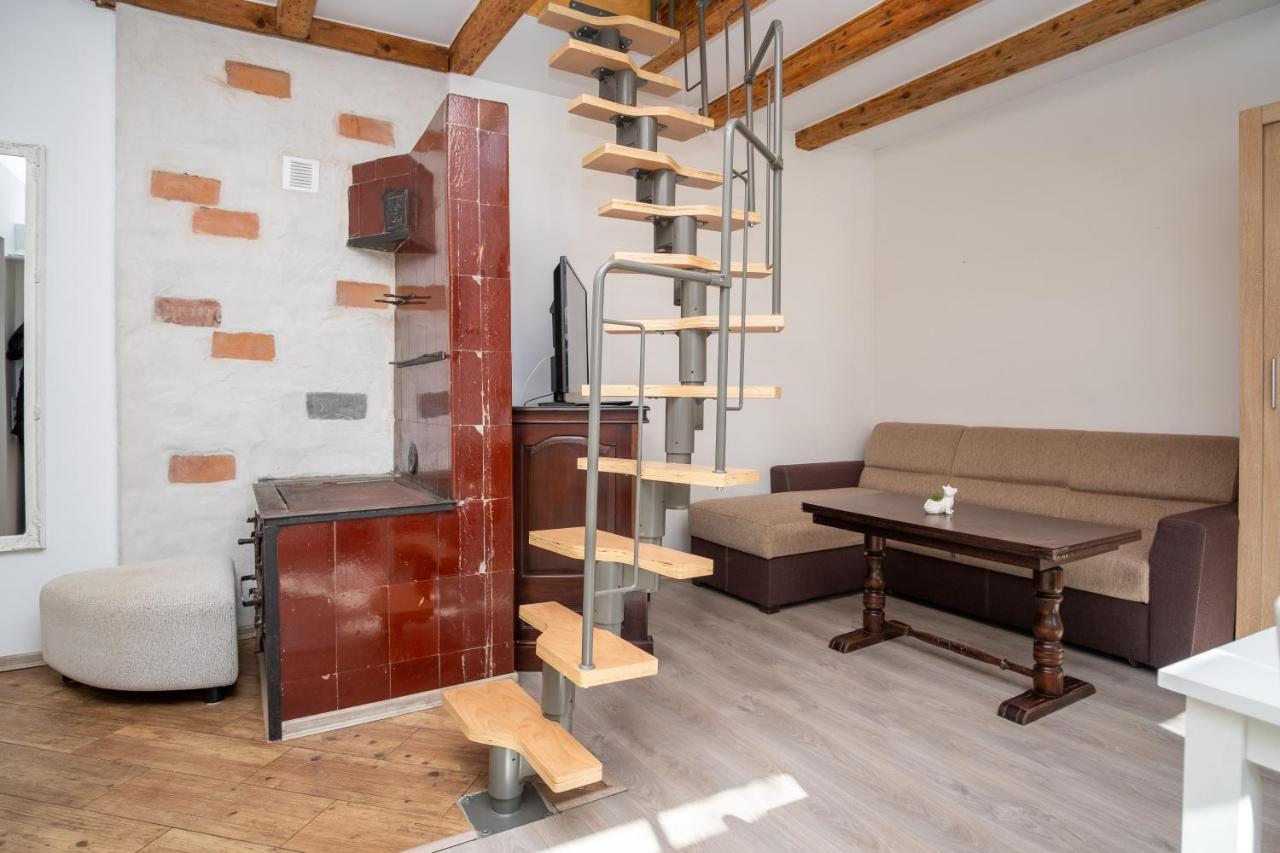 Contact Free Apartments With Free Parking Талин Екстериор снимка