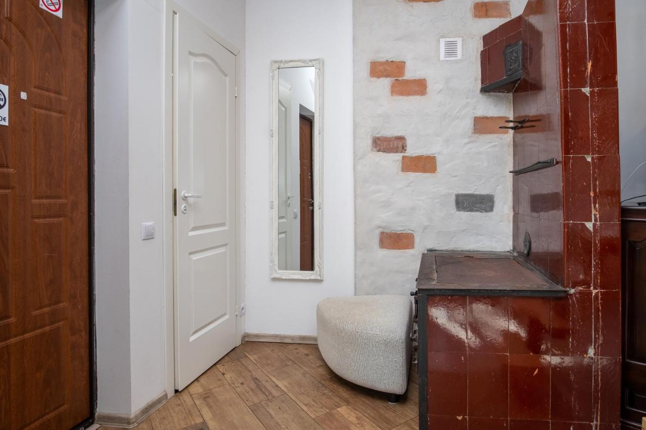Contact Free Apartments With Free Parking Талин Екстериор снимка